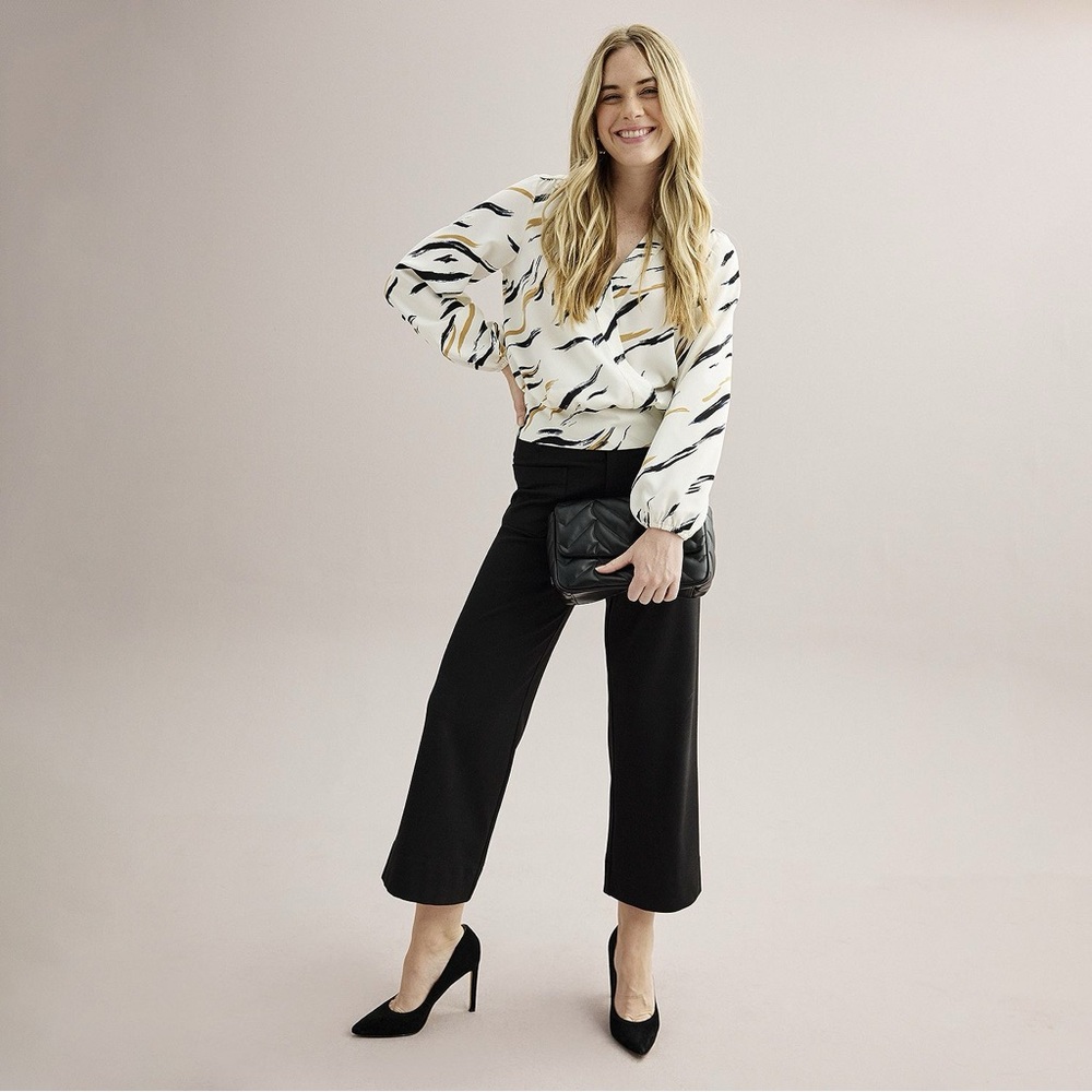 NWOT Women's LC Lauren Conrad Super High Rise Wildflower Wide Leg Crop Pants - Picture 2 of 12